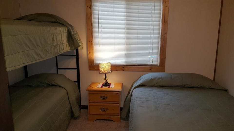 BEDROOM202