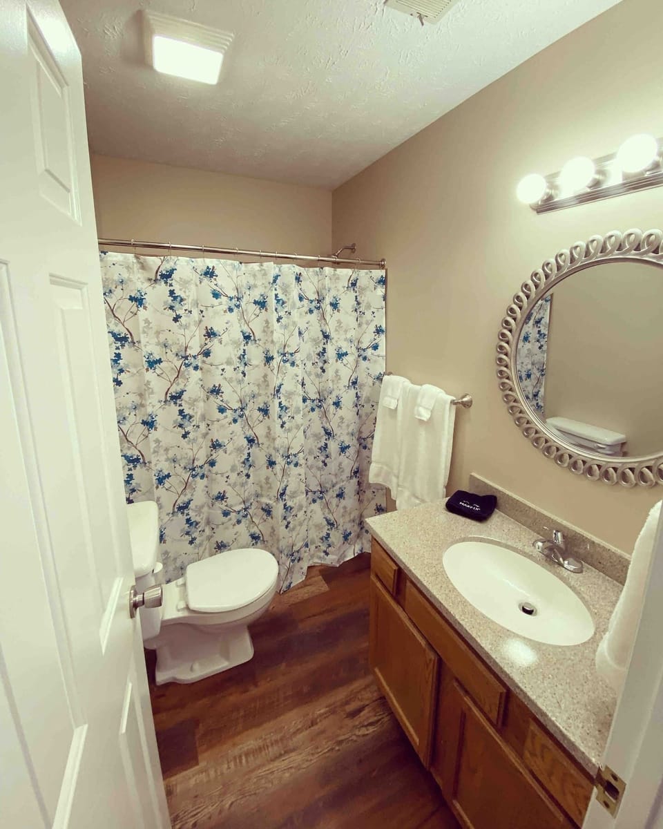 Upstairs spare bathroom.