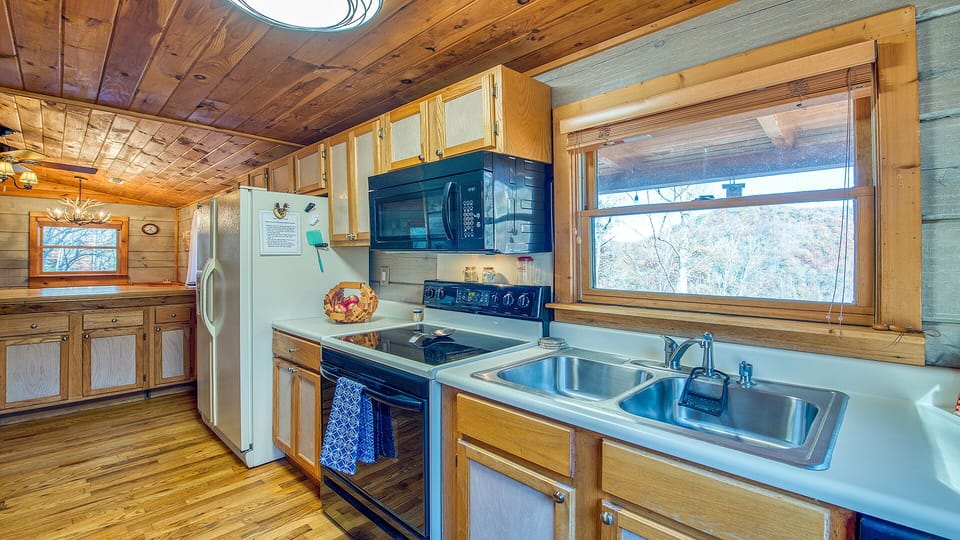 Kitchen  awaiting for some home fix-ins and baking
