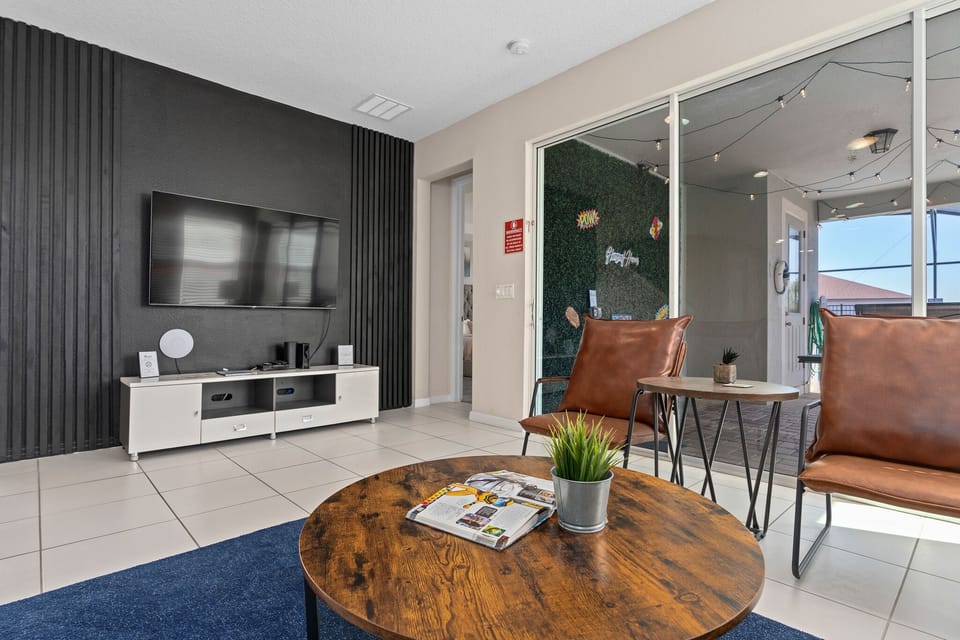 Your group will love the “heroic” little design touches throughout the house.
