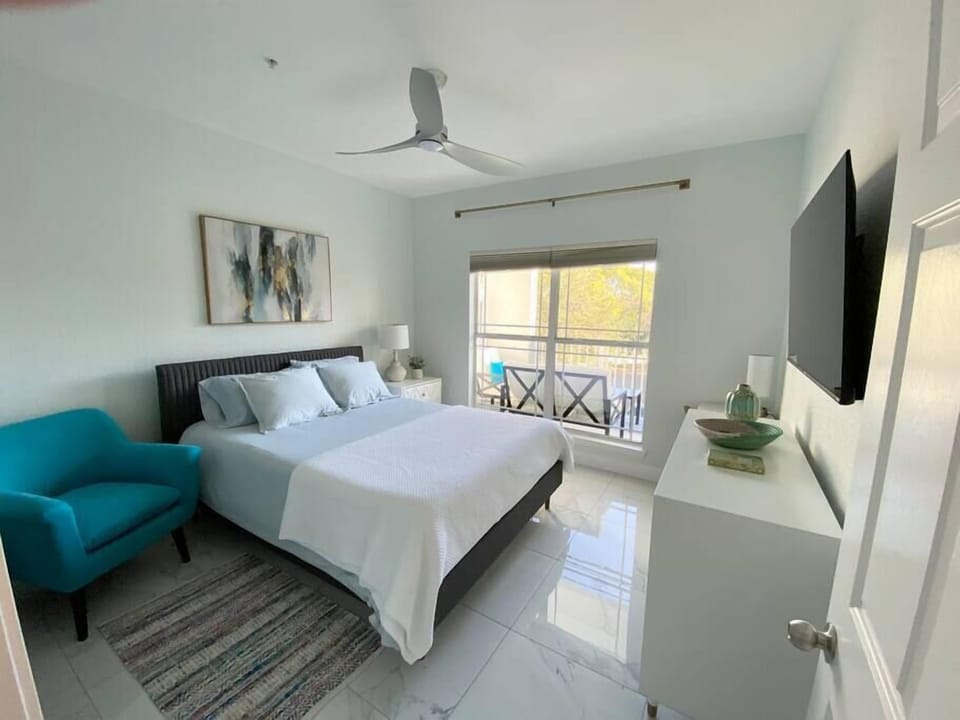 Guest Bedroom (1)