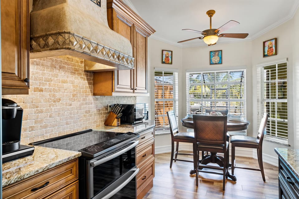 updated kitchen vacation rental, Cape Coral