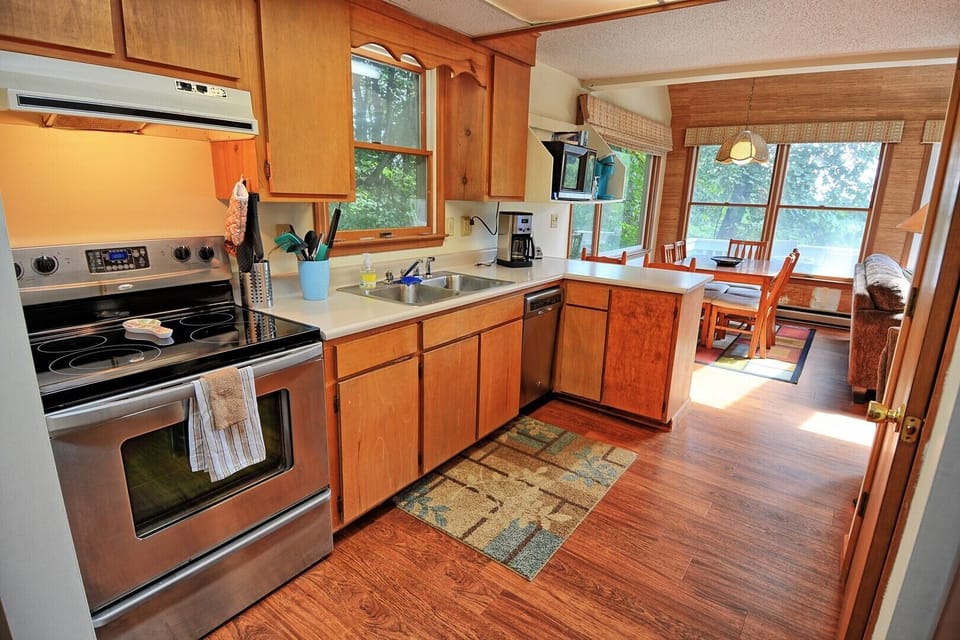 Kitchen with Dishwasher