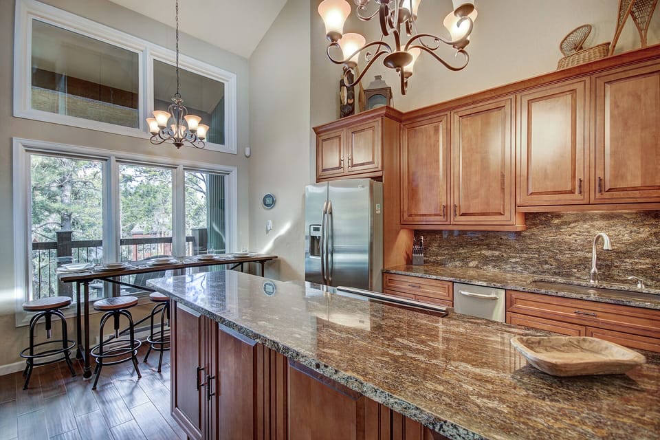 Full High End Kitchen