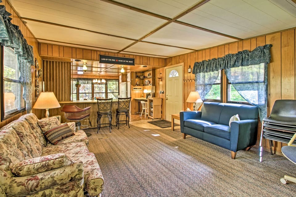 Living Room | Full Sleeper Sofa | Board Games