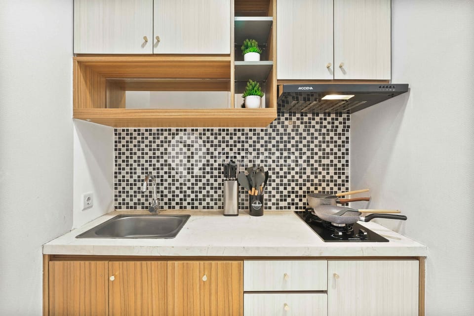 Apartment, 2 Bedrooms, Non Smoking, City View | Private kitchen | Fridge, microwave, rice cooker, cleaning supplies
