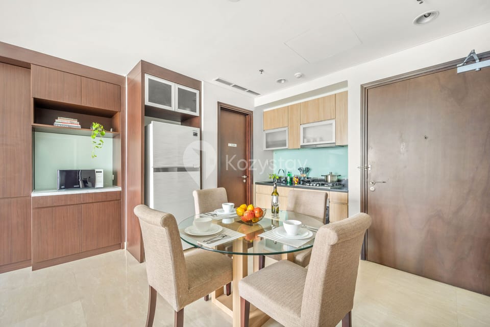 Apartment, 2 Bedrooms, Non Smoking, City View | Dining room