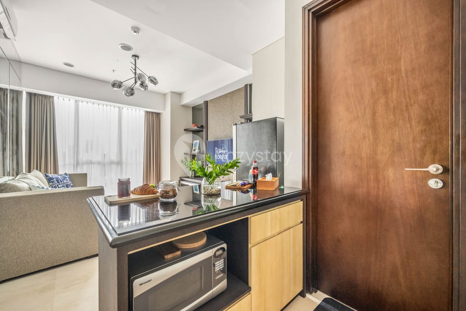 Apartment, 2 Bedrooms, City View | Private kitchen | Fridge, microwave, oven, rice cooker