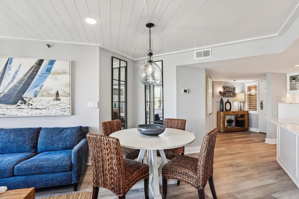 Dining Area at 1507 Villamare