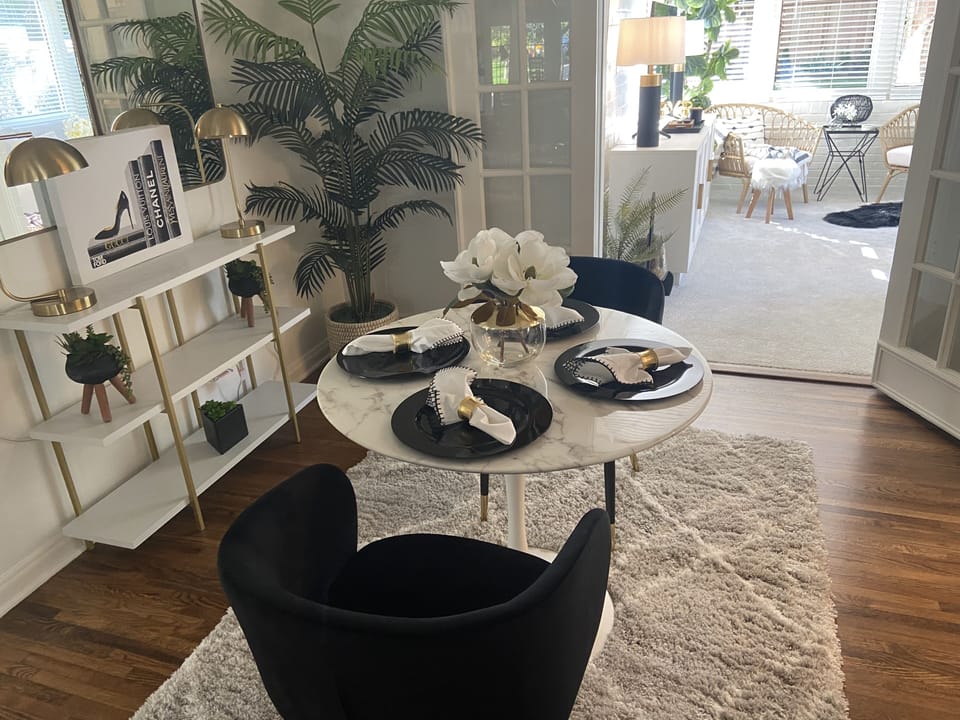 Dinette off of Kitchen