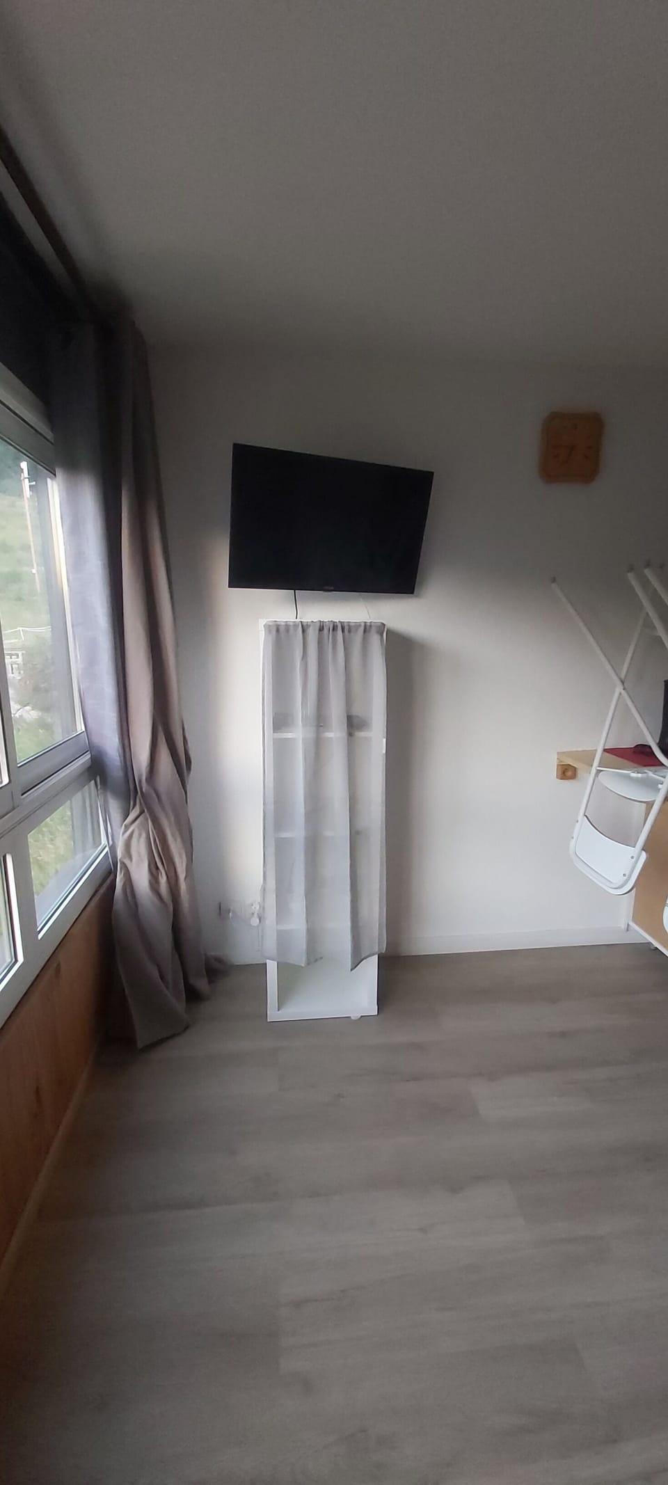 Standard Apartment | Living area | 32-inch Smart TV with digital channels, TV