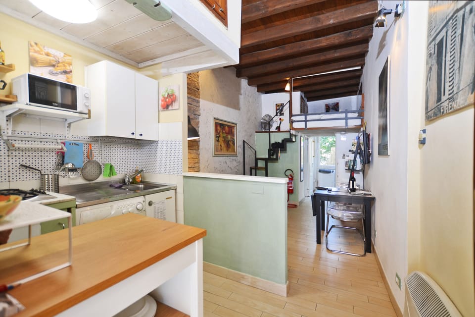 Honeymoon Studio, Air conditioning (Casina Magnoli) | Private kitchenette | Fridge, stovetop, coffee/tea maker, toaster
