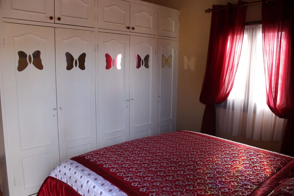 Apartment | 2 bedrooms, iron/ironing board, free WiFi, bed sheets