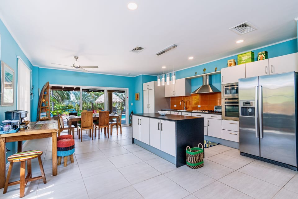 House (3 Bedrooms) | Property amenity