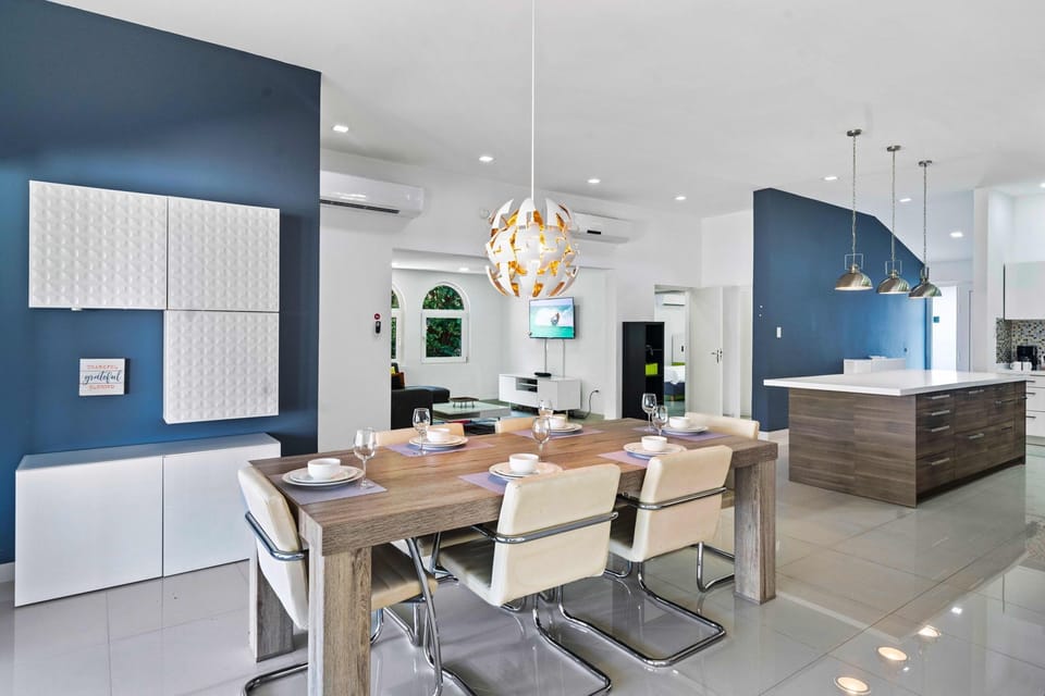 House (4 Bedrooms) | Property amenity