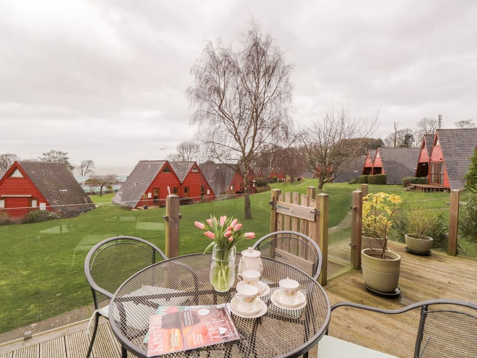 Cottage | Interior