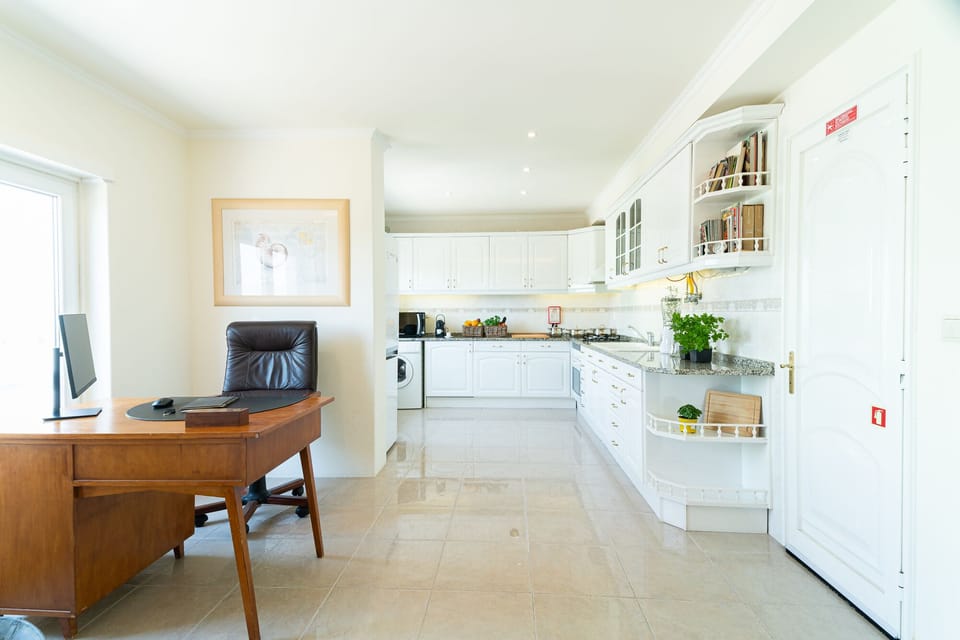 Communal lounge/ TV room,Kitchen or kitchenette