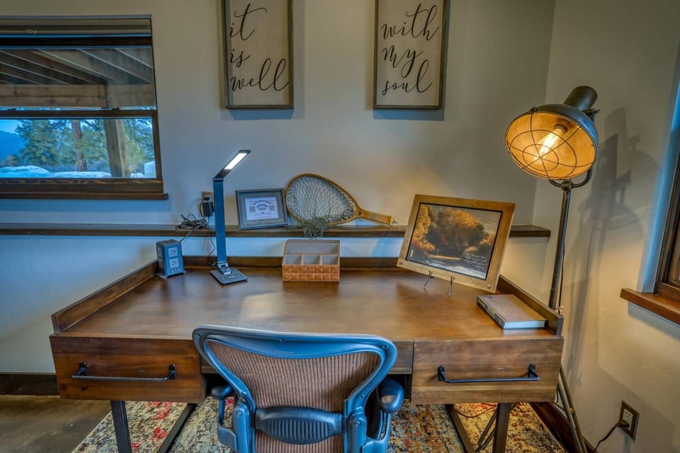 Quiet workspace tucked away in the lower level main bedroom. Complete with a Herman Miller Aeron designed work chair.
