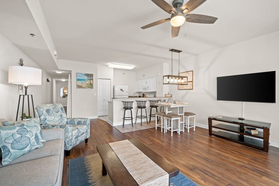 Gulf Front Living Area with Sleeper Sofa
