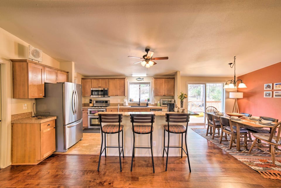 Kitchen | Fully Equipped