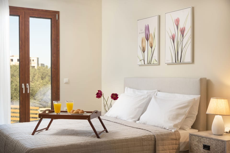 Relax in the double bedroom.