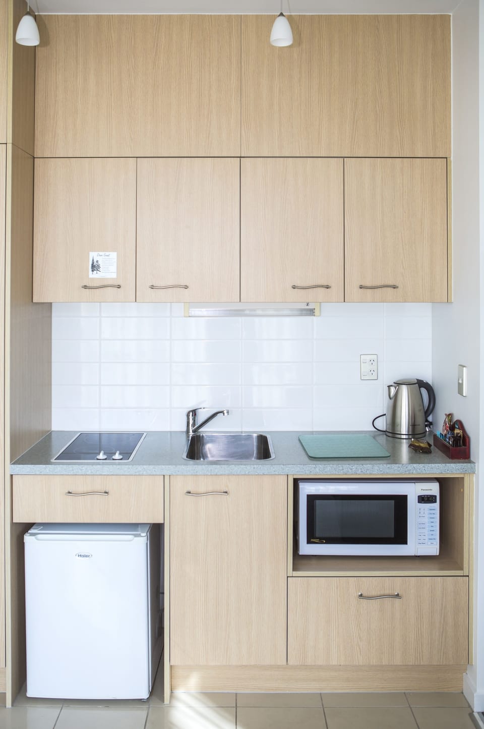 Fridge, microwave, coffee/tea maker, electric kettle