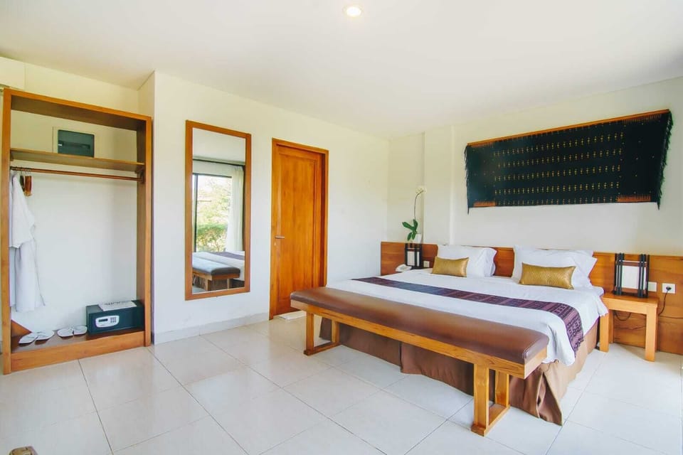 Villa (with Free Return Airport Transfer) | Premium bedding, minibar, in-room safe, desk