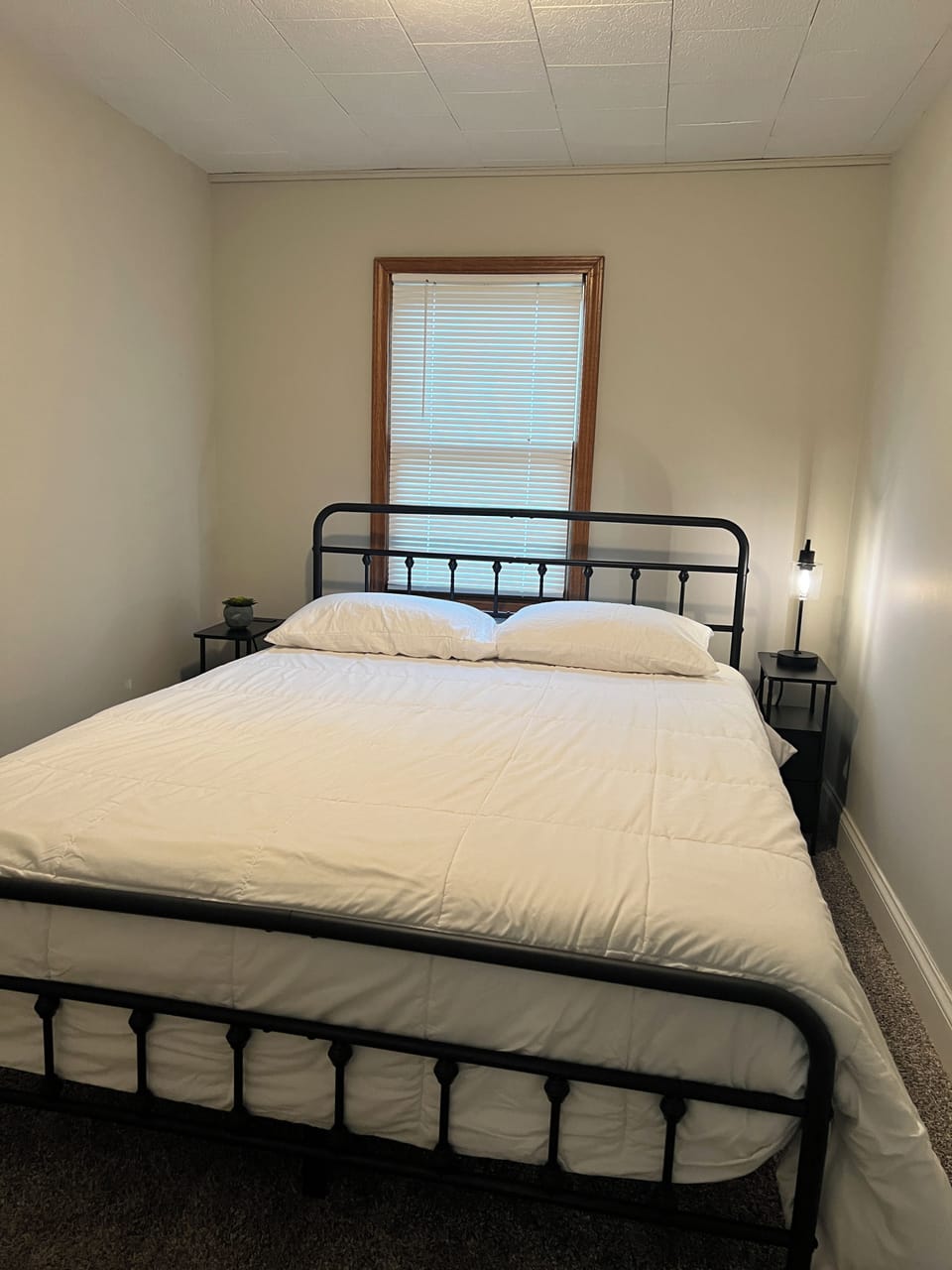 Newly Remodeled Cabin Steps from Sylvan Lake House in Rome City