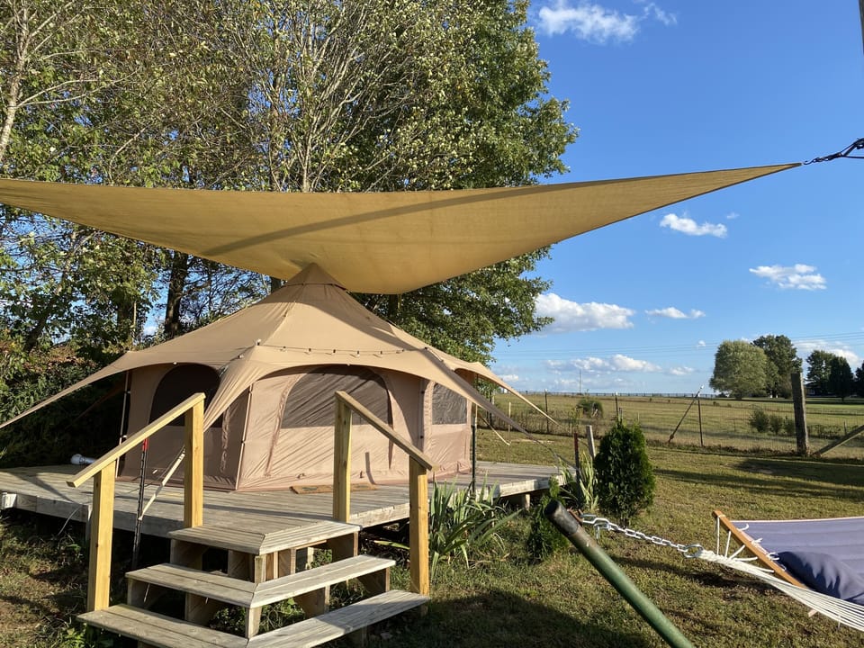 Updated tent with higher sidewalls :)