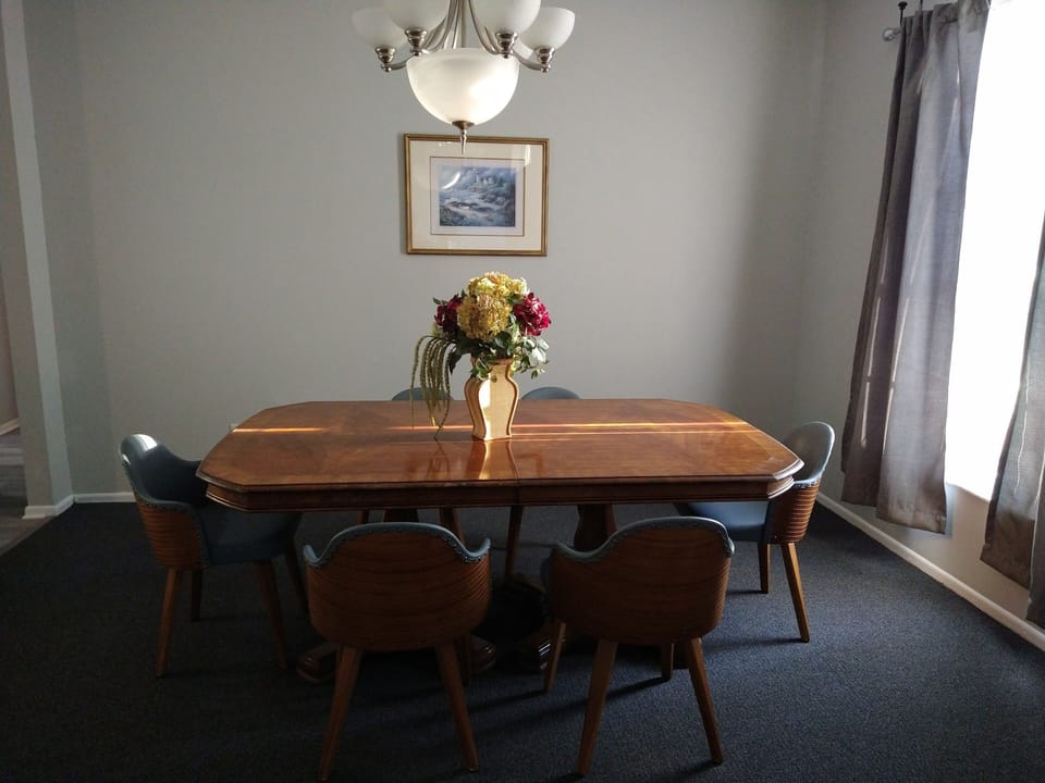Lovely Dining room 