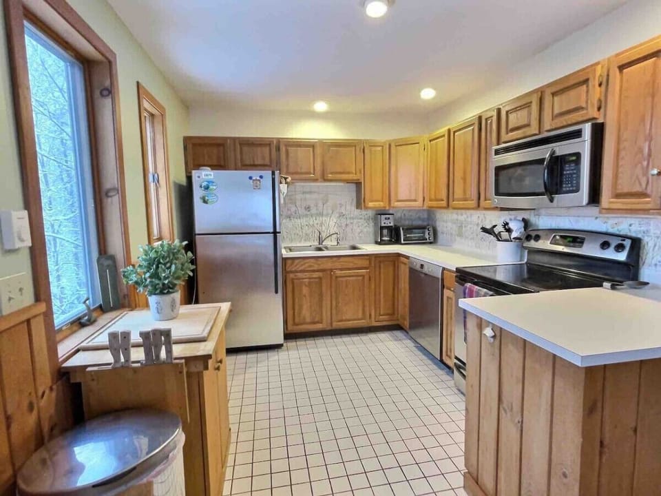 Fully equipped kitchen ready for your stay.