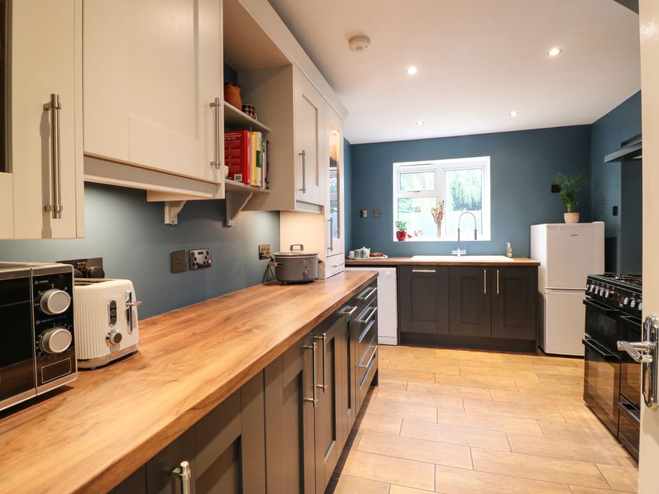 Cottage | Interior