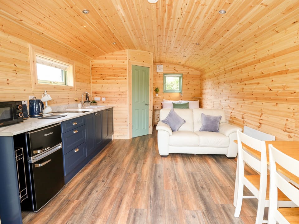 Cottage | Interior