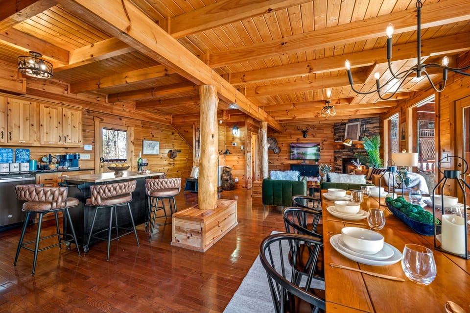 Open concept living room, dining and kitchen