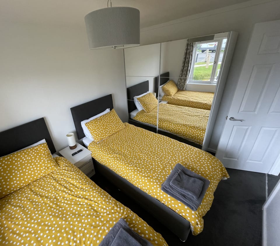 Twin Bedroom