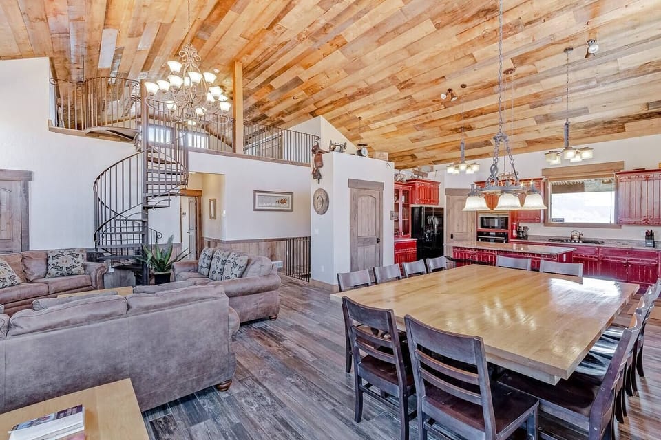 Living Room/Kitchen Area