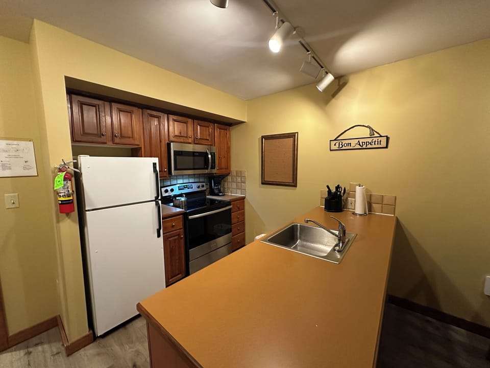 Kitchen area