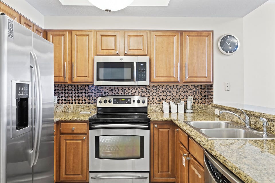 Ariel Dunes I 1002 Kitchen Alt