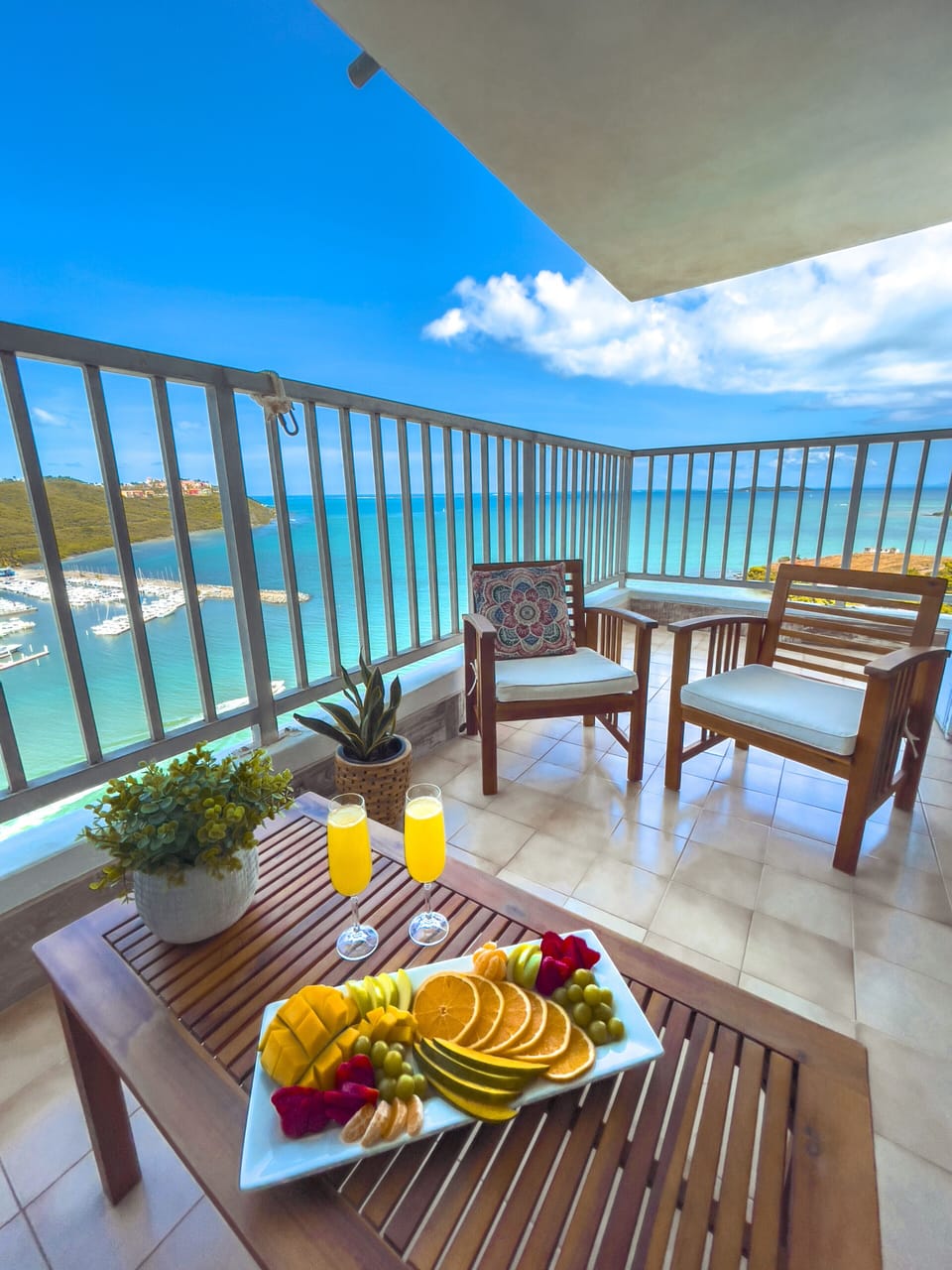 Amazing ocean views from our 21st floor balcony.
