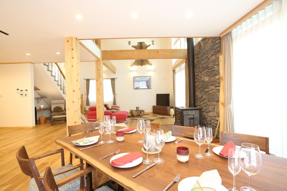 Luxury Villa | Dining room