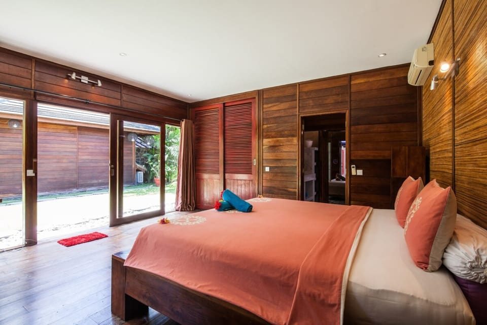 Basic Villa, Multiple Beds | 3 bedrooms, in-room safe, desk, laptop workspace