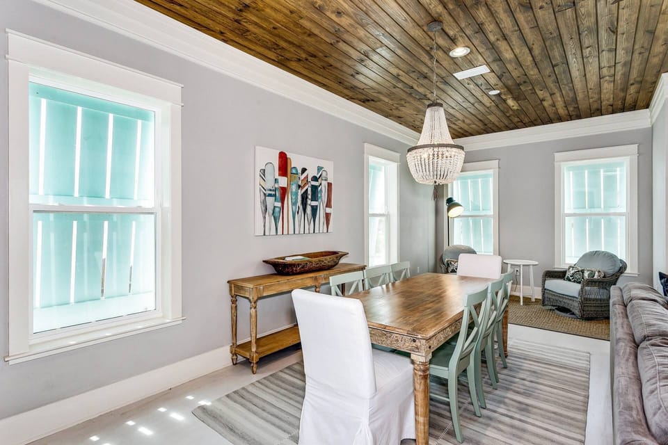 Dining room area