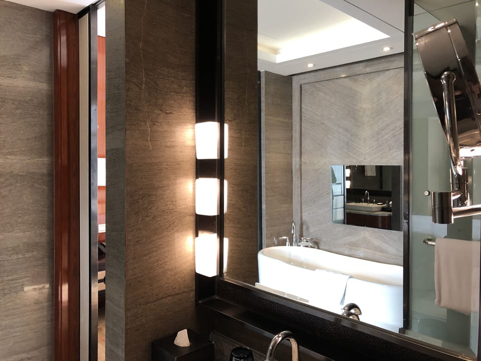 Club Suite, 1 King Bed | Premium bedding, minibar, in-room safe, individually decorated