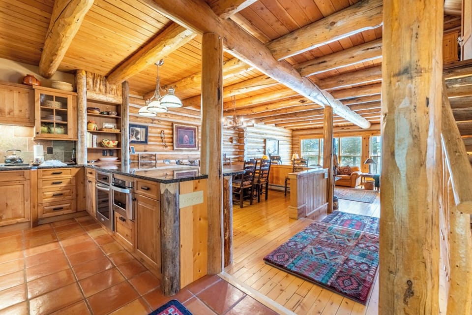 House (3 Bedrooms) | Property amenity