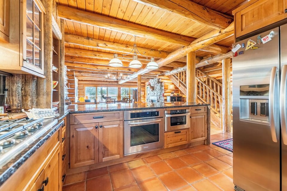 House (3 Bedrooms) | Property amenity