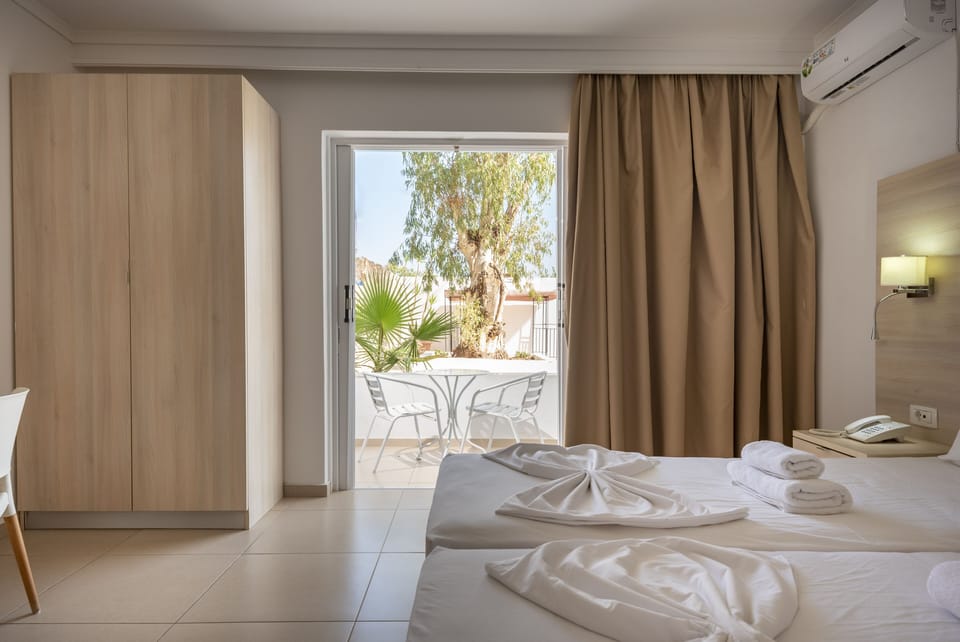 In-room safe, desk, soundproofing, free cribs/infant beds