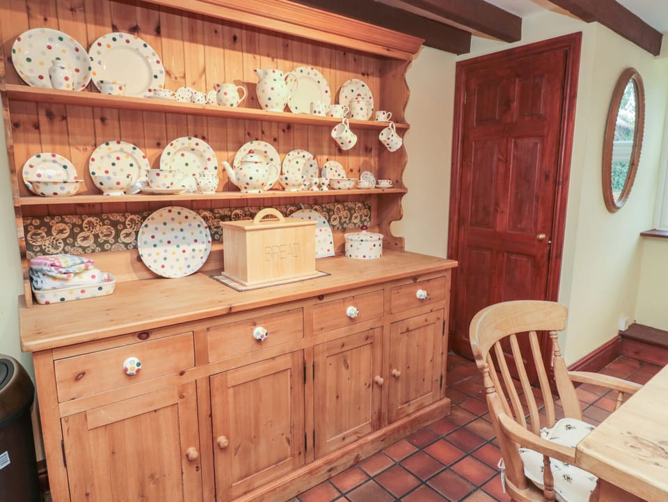 Cottage | Interior