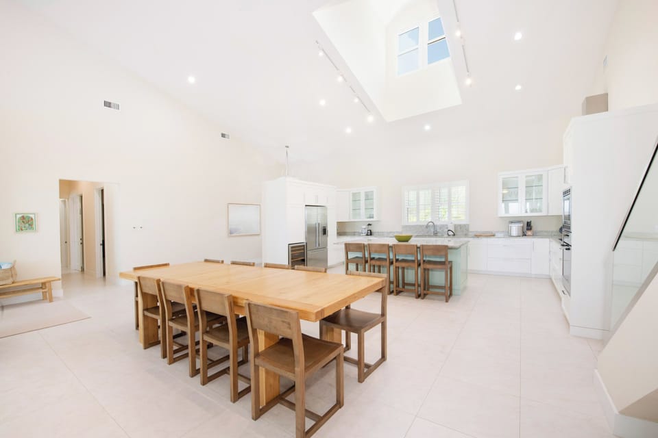 Large kitchen and dining area.