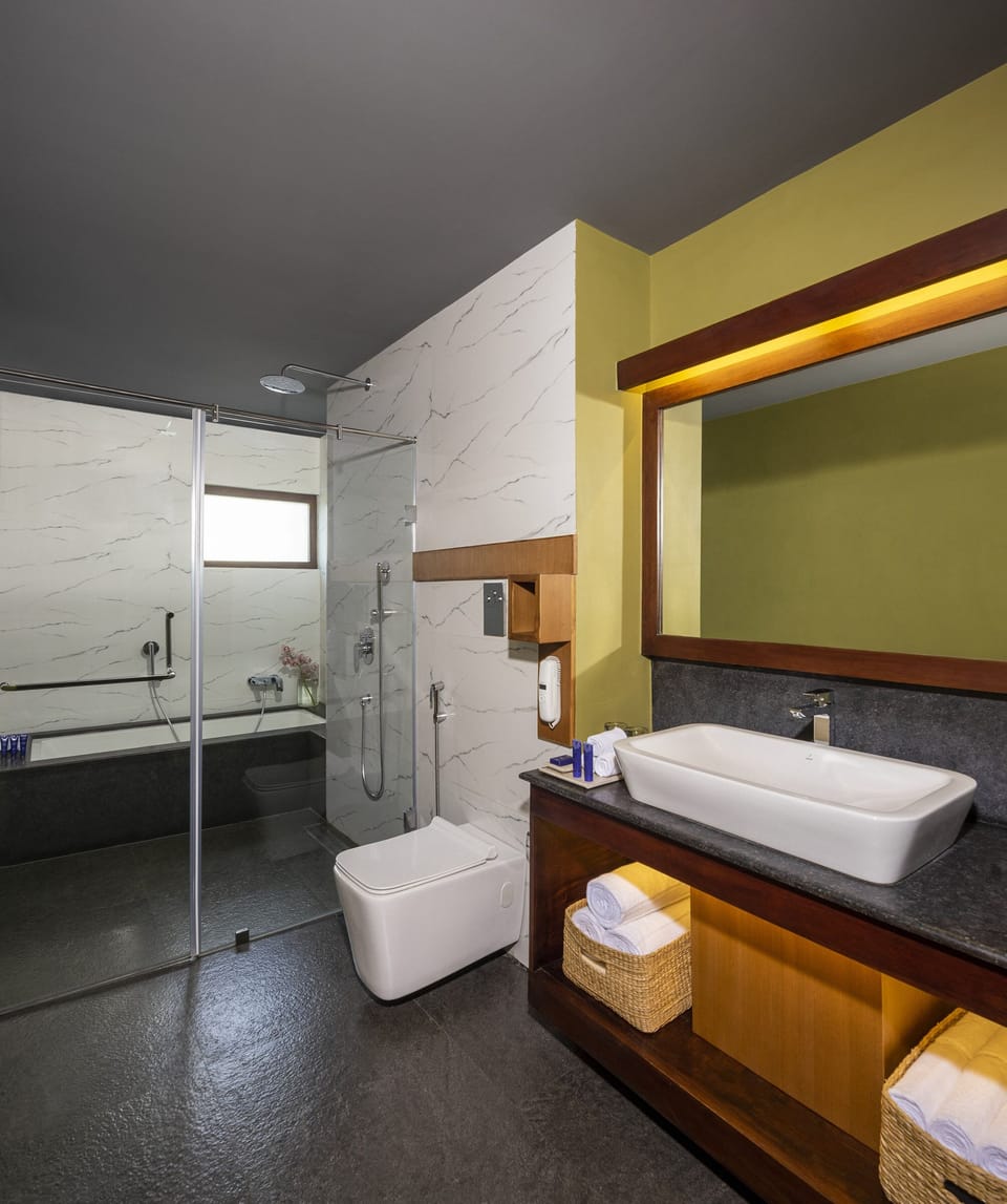 Rainfall showerhead, free toiletries, hair dryer, bathrobes