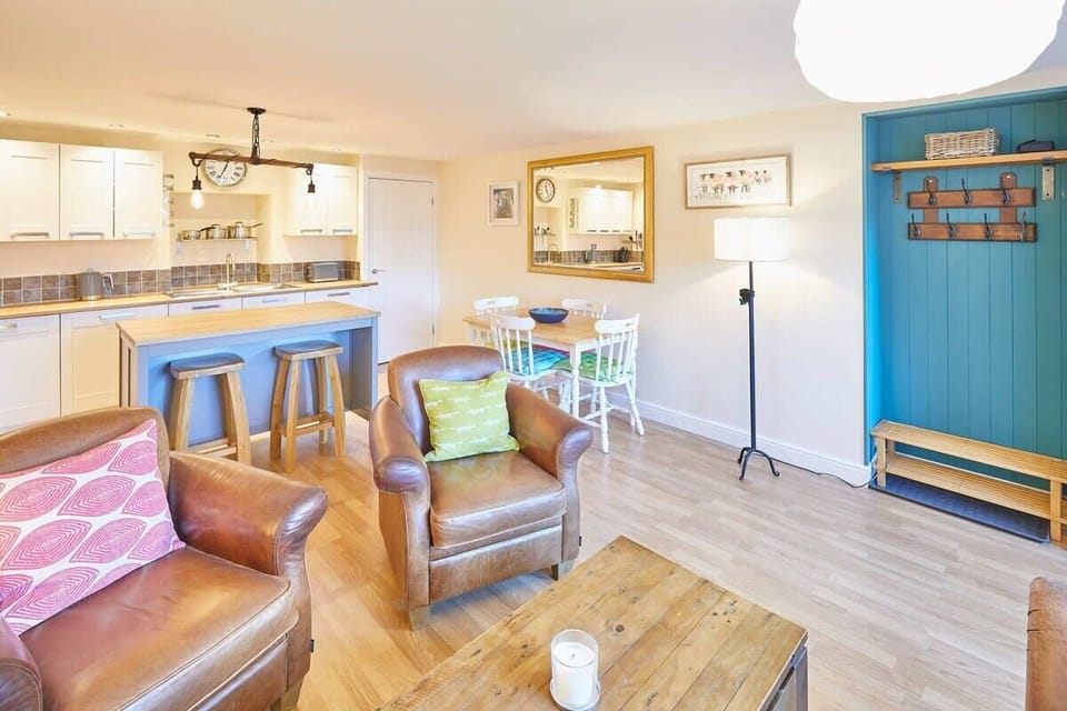 The Old Dairy, Masham - Host & Stay